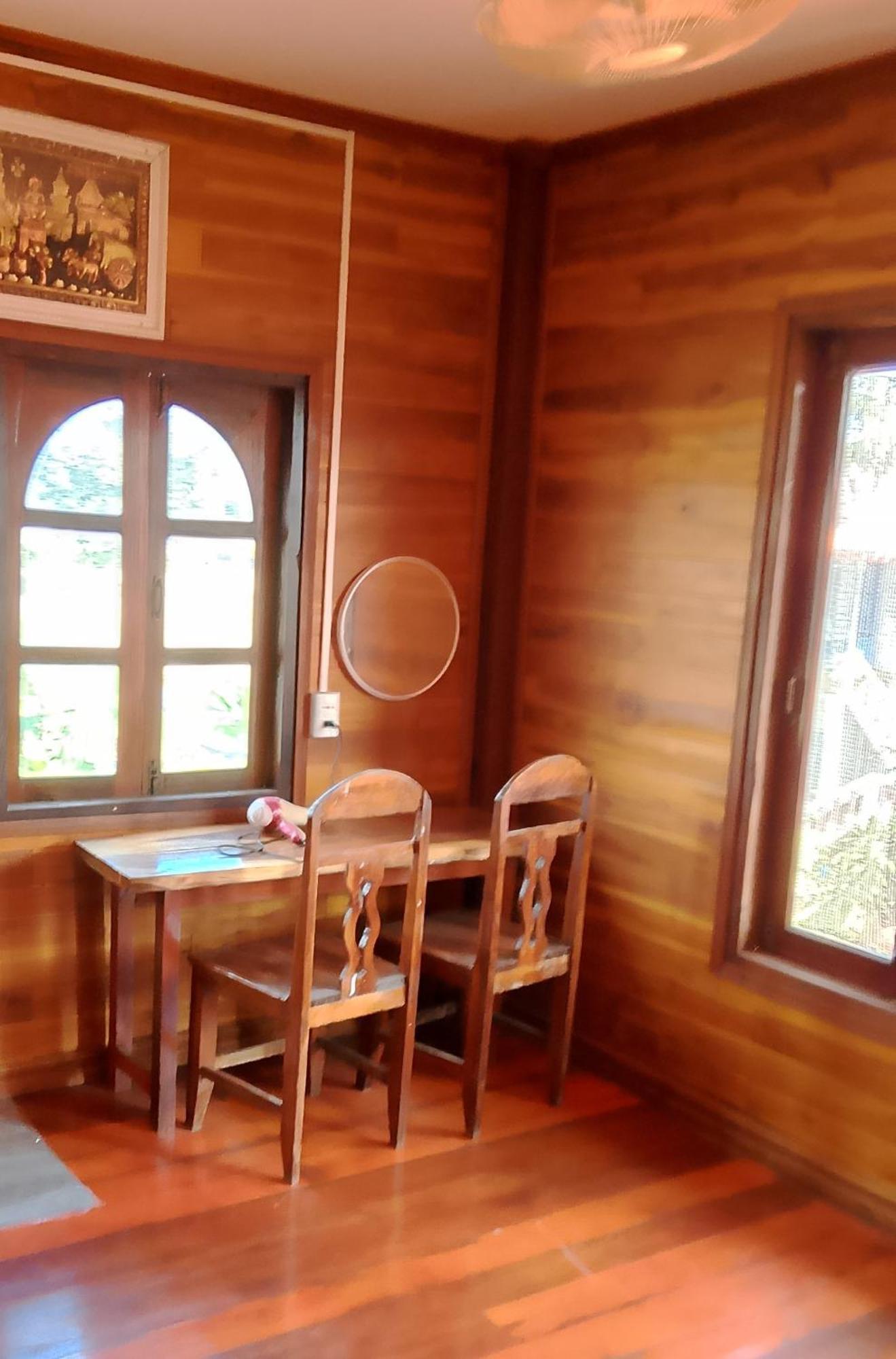 Tibet Restaurant And Hostel Nakasong エクステリア 写真